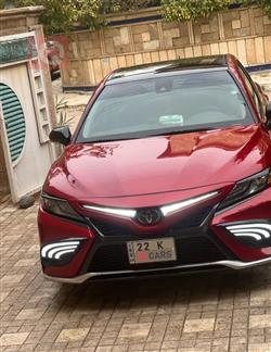 تۆیۆتا کامری